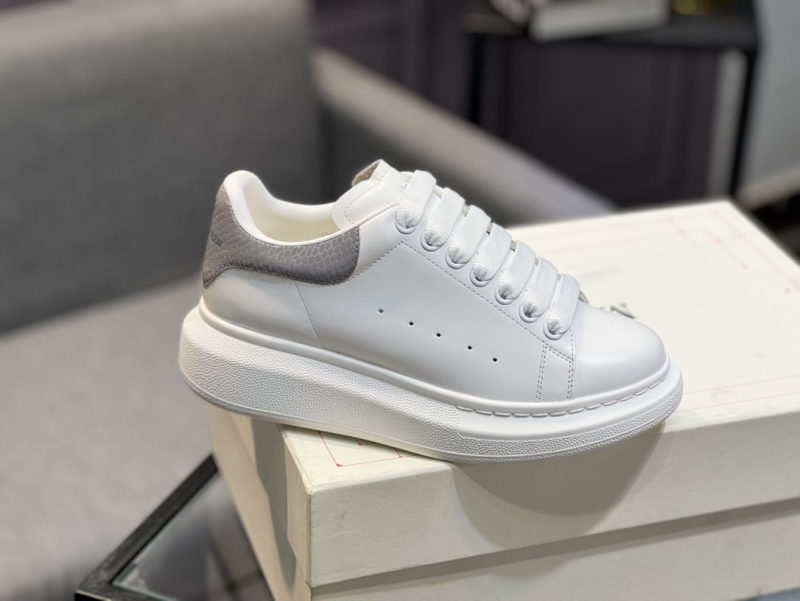 Alexander Mcqueen Casual Shoes